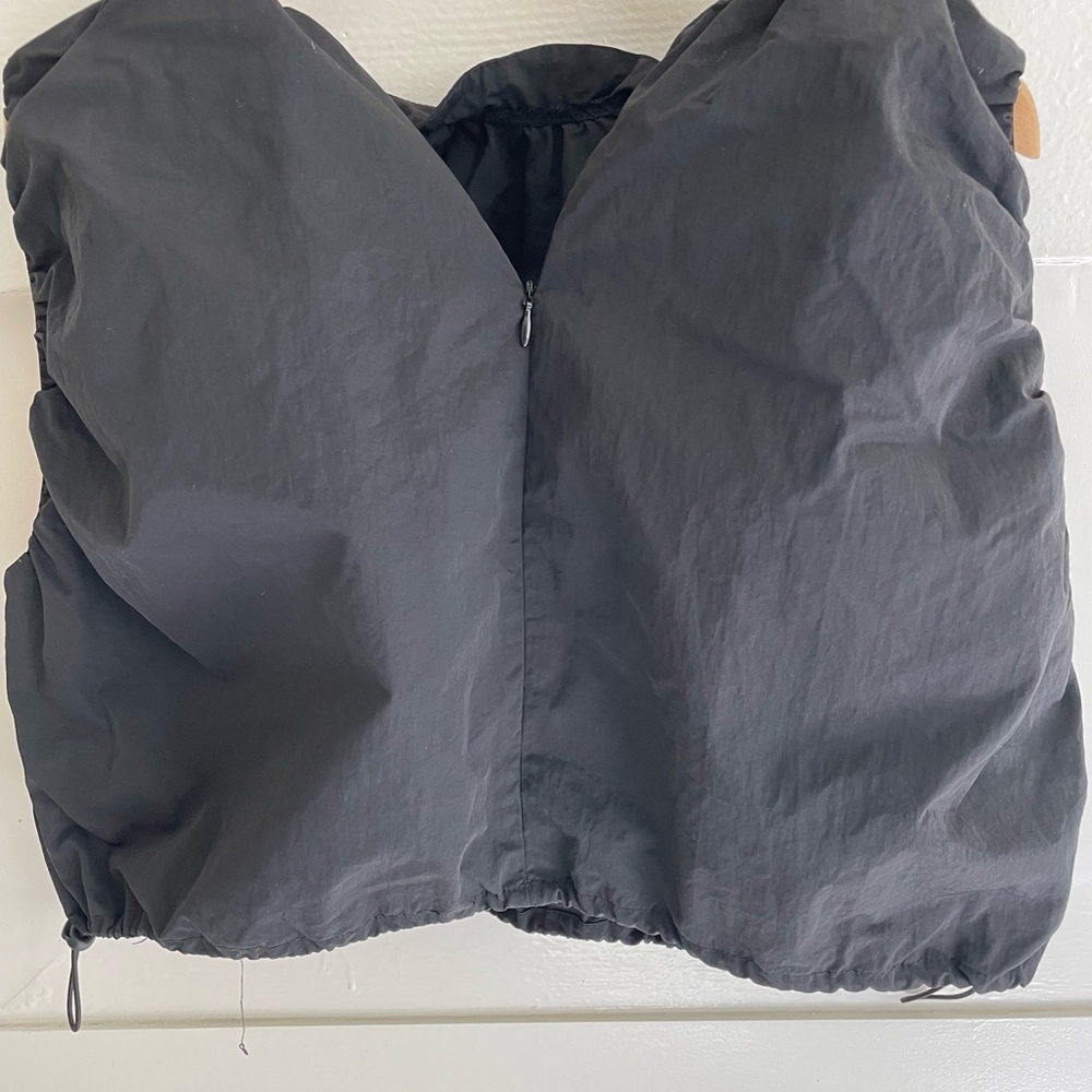 Zara Black Sleeveless Toggle Top